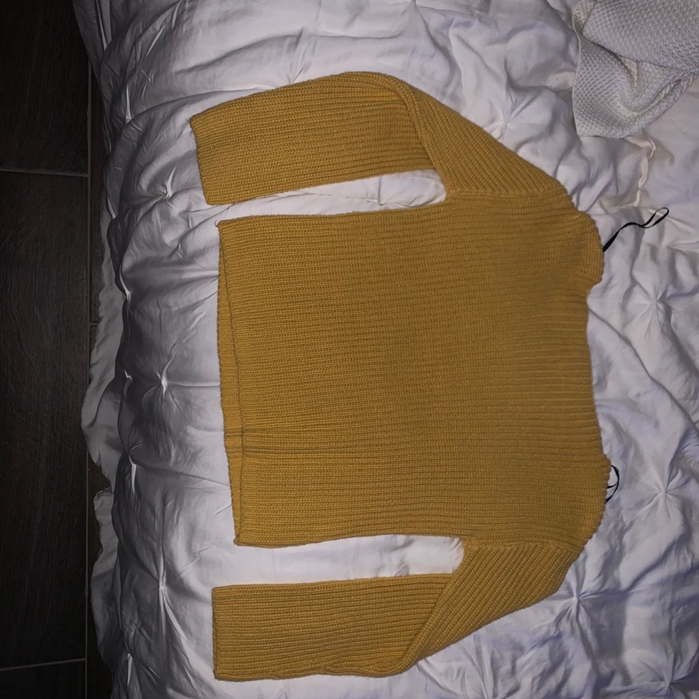 H&M sweater